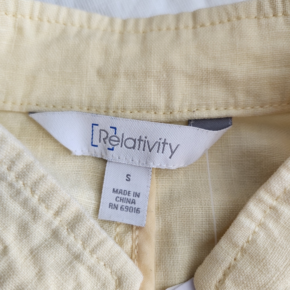 Relativity Size Small Light Yellow Utility Jacket - Picture 5 of 6